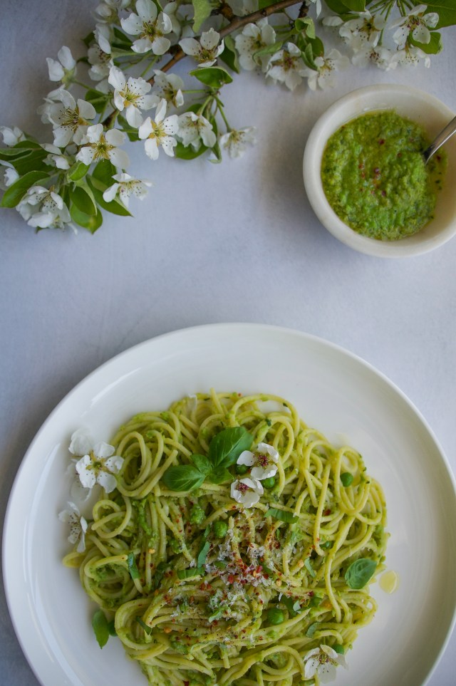 pea pesto by milkandmarigolds.com