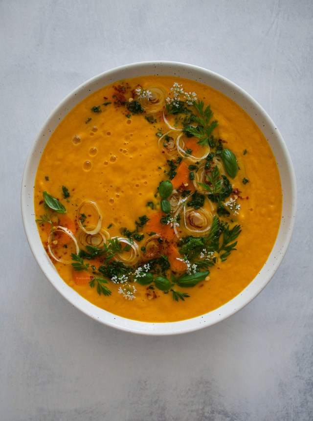carrot soup with carrot top pesto